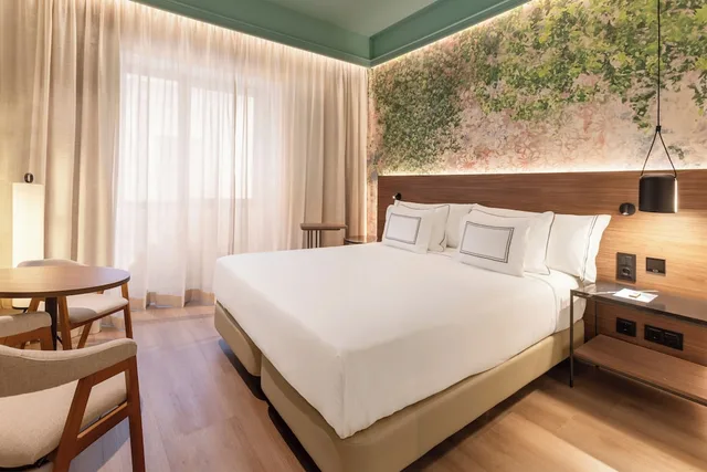 Connecting, Melia, King Bed، Melia Granada 4/8