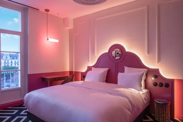 جناح سوبيريور، Labe Hotel 2/7