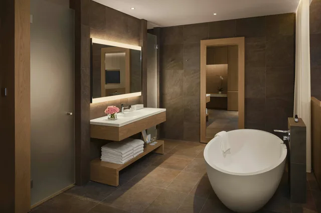 Room, Ocean Front، The Sanya Edition 2/2