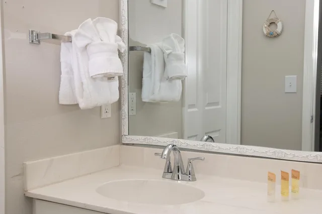 2 Bedrooms, Condo, Ocean Front، Shores of Panama Beach Resort 10/10