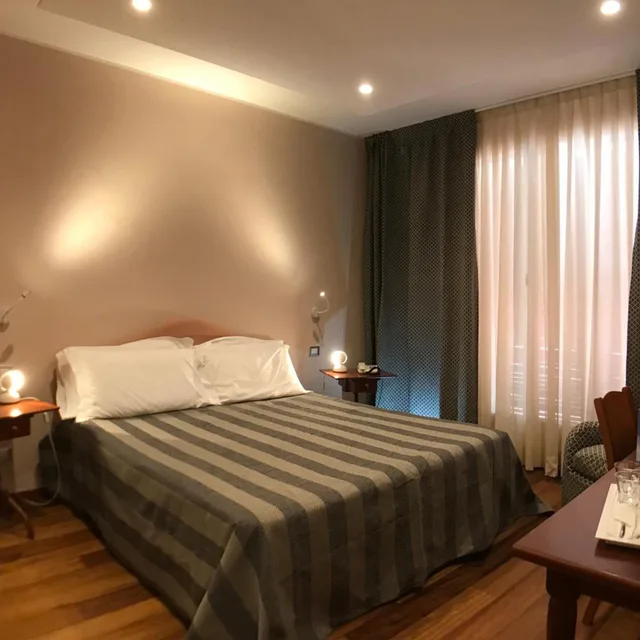 غرفة سوبيريور بسرير مزدوج أو سريرين منفصلين بشرفة، Locanda Dell Angelo 3/8