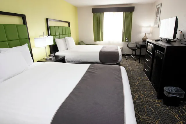 غرفة بسريرين كوين، AmericInn by Wyndham Delafield 8/10