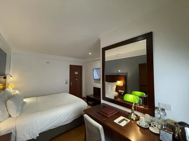 غرفة سوبيريور بسرير مزدوج، The Vancouver Hotel Ninh Binh 3/4