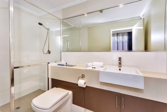 جناح بسرير كينج مع أريكة، New Haus Managed by Hougoumont 2/2