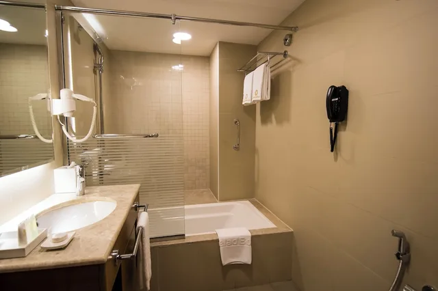 شاليه بسرير كوين وسريرين منفصلين، Belad Bont Resort 6/7
