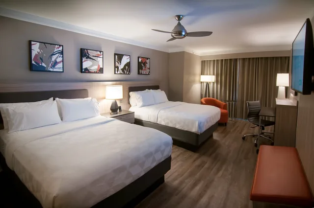 غرفة قياسية بسريرين كوين لذوي الإعاقة، Holiday Inn Baton Rouge College Drive I-10 2/4