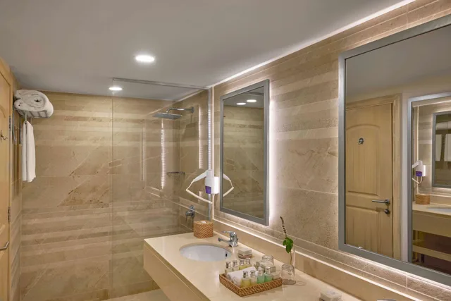جناح جونيور بسرير كوين، JAZ Costa Mares – Adults only +16 1/1