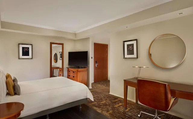 غرفة تنفيذية، Park Plaza Victoria London 3/3