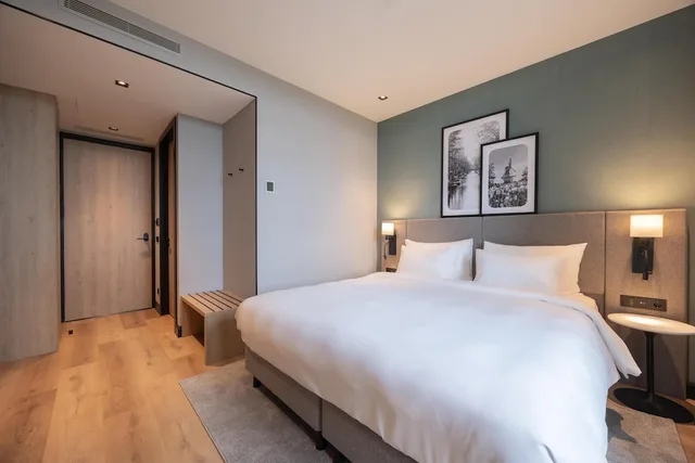 غرفة قياسية بسرير كوين، Radisson Hotel Amsterdam Schiphol Airport Hoofddorp 5/10