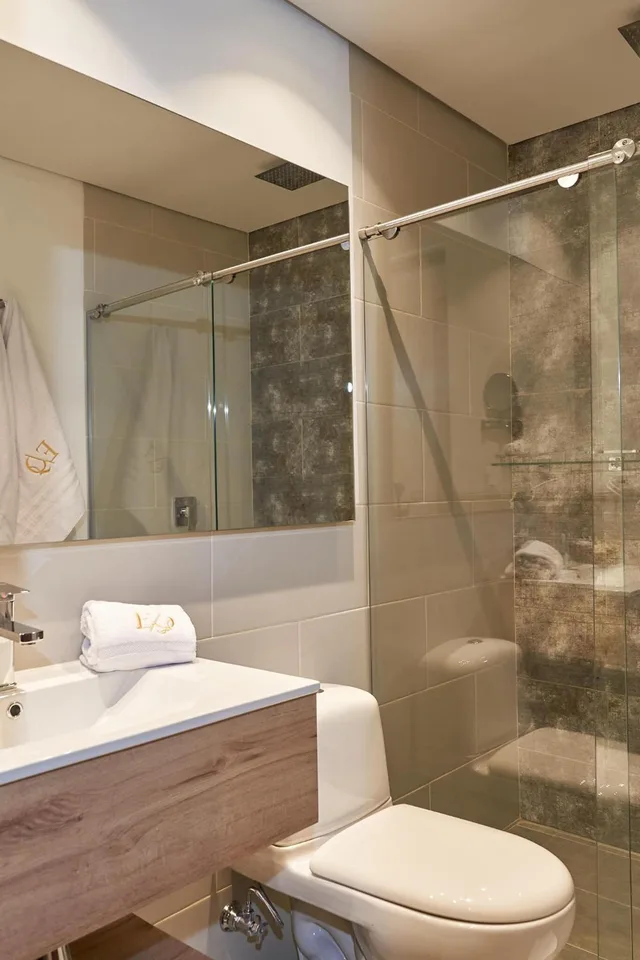 جناح بسرير كينج بشرفة بجاكوزي، Eutopiq Hotel 8/8