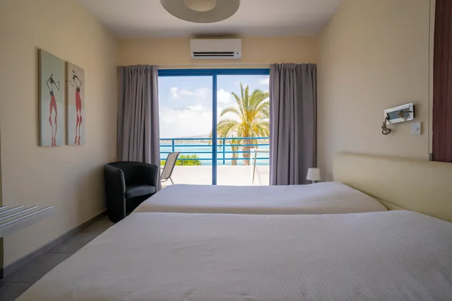 شقة سوبيريور بسريرين كينج بإطلالة على البحر بغرفتي نوم، Vrachia Hotel 3/5