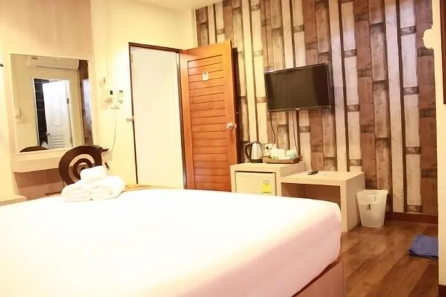 غرفة سوبيريور ثلاثية بسرير كينج وسرير فردي، P-Residence 5/7