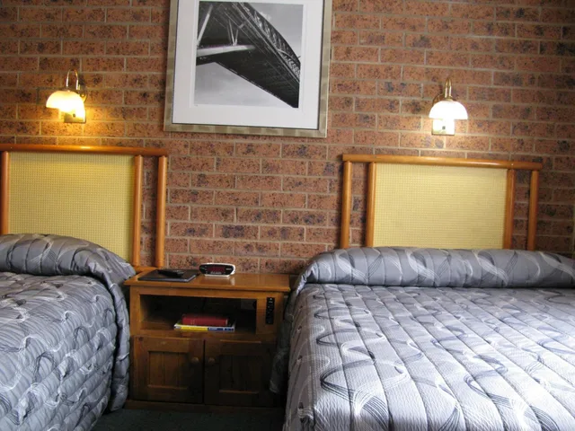 Room, Twin Beds, Wayfarer Motel 1/1