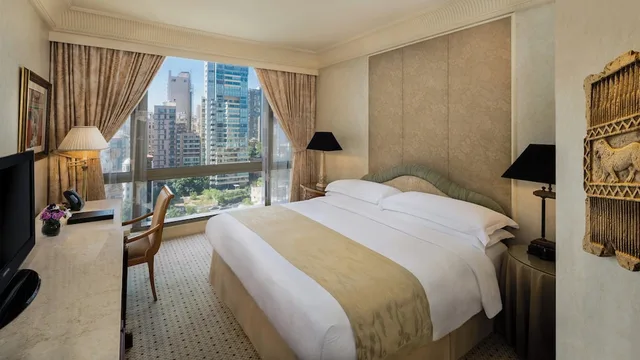 غرفة كلاسيكية بسرير فردي، Intercontinental Phoenicia Beirut 1/3