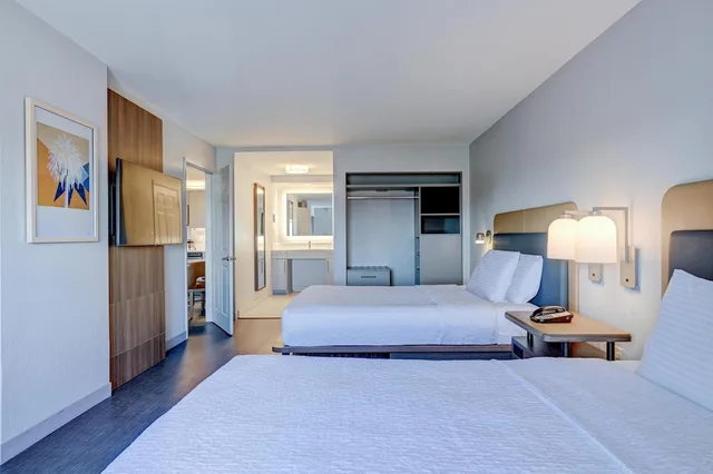جناح كبير بسريرين كوين، Homewood Suites By Hilton Anaheim-Main Gate Area 2/10