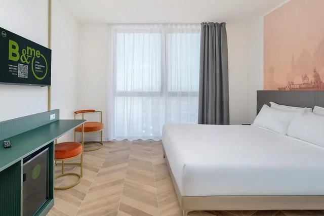 غرفة مزدوجة بسرير كينج بإطلالة، B&B HOTEL Venice Laguna 4/10
