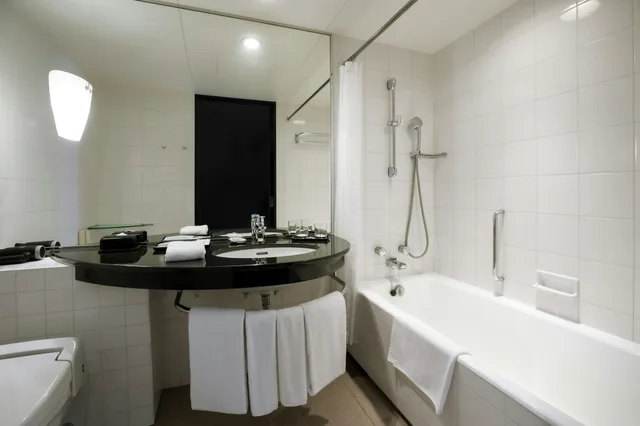 Standard King ALL، Grand Prince Hotel Osaka Bay 1/1