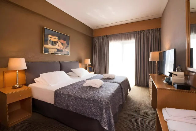 غرفة سوبيريور بسريرين منفصلين، Astor Hotel 1/1