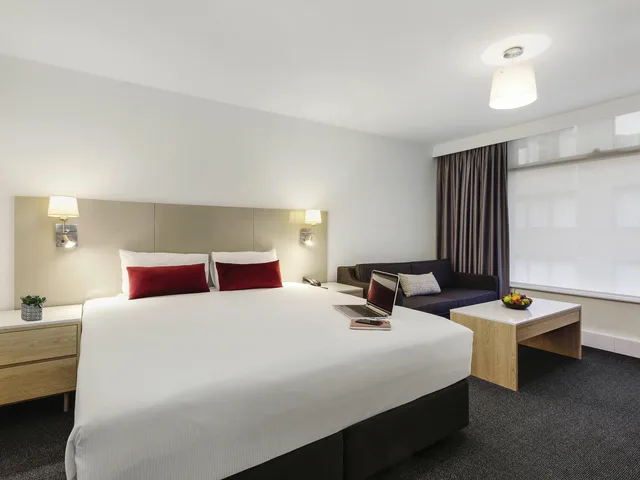 غرفة بسرير كينج، Mercure Melbourne Albert Park 3/9