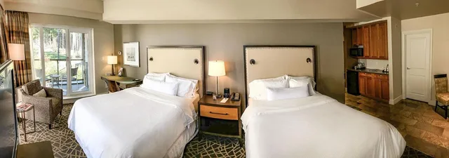 Room, King Bed, 2 Queen Beds, Accessible, Fairways Hotel on the Mountain 2/2