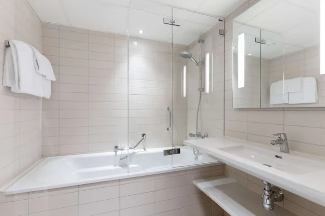 غرفة قياسية بسريرين منفصلين، Radisson Blu Royal Garden 9/10