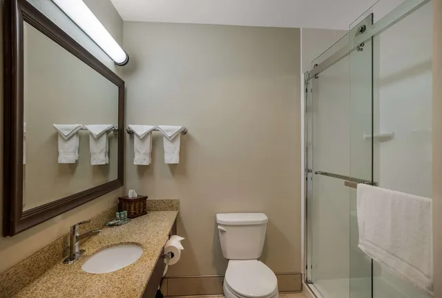 غرفة بسريرين كوين لذوي الإعاقة، Best Western Vermillion Inn 4/4