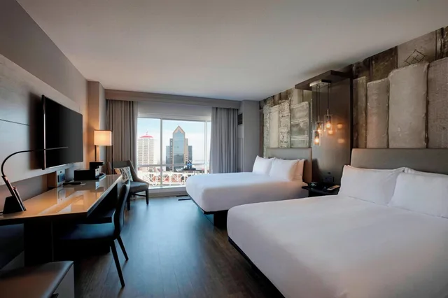 غرفة رباعية، Marriott Louisville Downtown 1/5