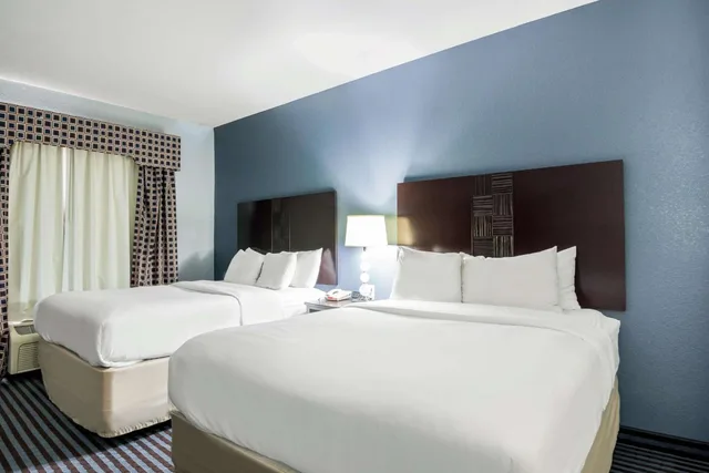 غرفة بسريرين كوين لذوي الإعاقة، Baymont by Wyndham Mineral Wells 5/10