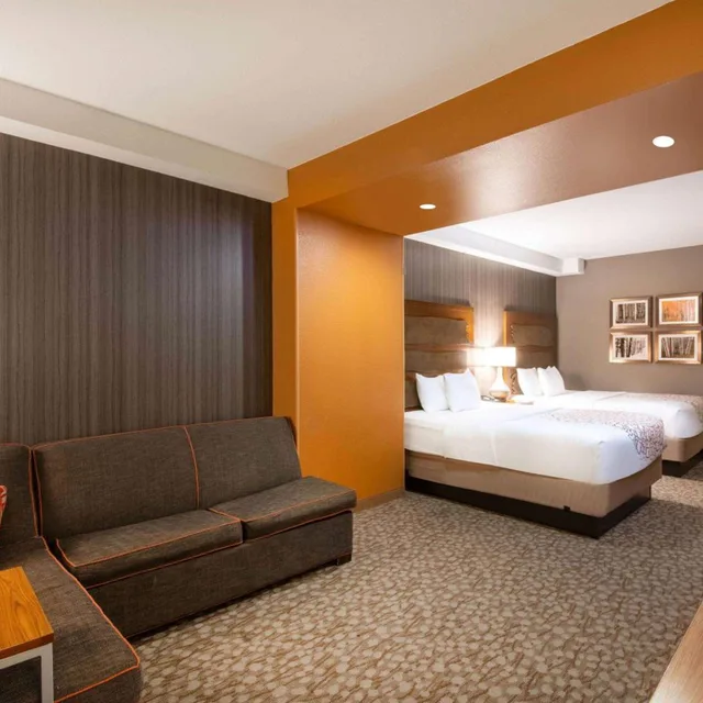 غرفة ديلوكس بسريرين كوين، La Quinta Inn & Suites by Wyndham Durango 3/6