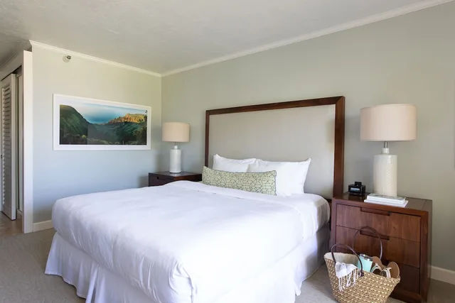 Premium, King Bed, Pool and Ocean View, OUTRIGGER Kauai Beach Resort & Spa 11/13