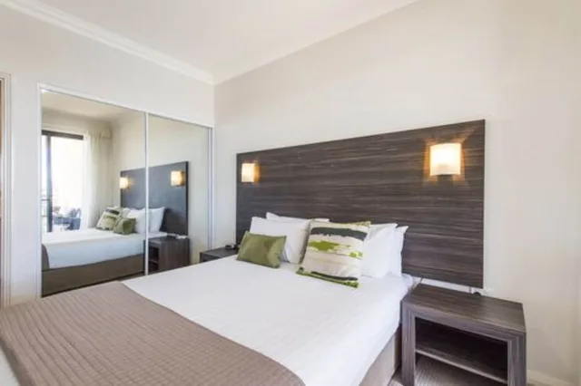 غرفة بسريرين كوين بغرفتي نوم بإطلالة، Dolphin Quay Apartments 5/7