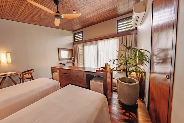 جناح بسرير كوين، Hotel Komune and Beach Club Bali 7/10