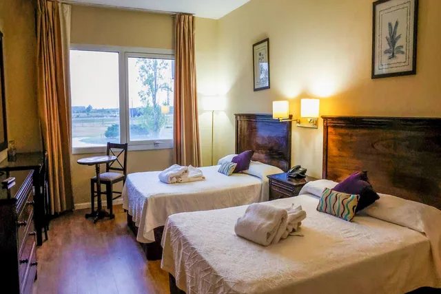 Senior, Superior, 2 Queen Beds، Wyndham Garden Campana 3/10