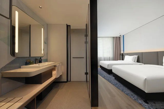 Holiday Inn Express Shanghai Jing An Xikang Road by IHG, Shanghai 23/50