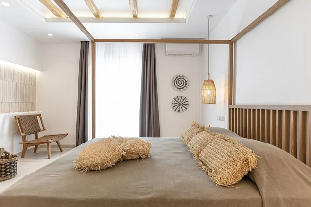 جناح رومانسي بسرير كوين بإطلالة على البحر بغرفة نوم واحدة بجاكوزي، Sea & Olives Holiday Villas 1/4