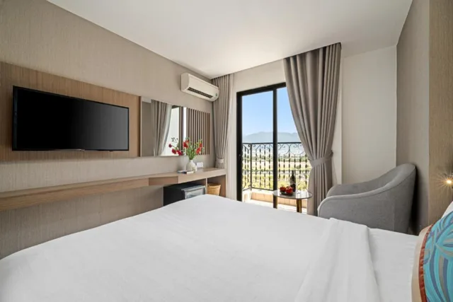 Senior, Triple, City View، Sochi Hotel 3/4