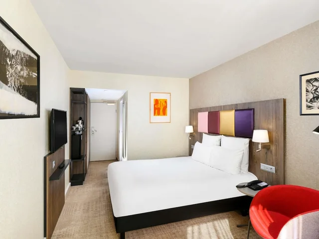 Basic, Double Bed, Museum View، Mercure Budapest Korona Hotel 3/5