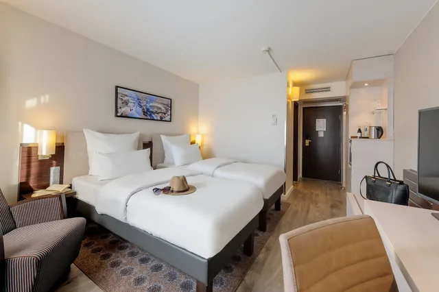 غرفة قياسية بسريرين منفصلين، Mercure Hotel Muenchen Sued Messe 2/4