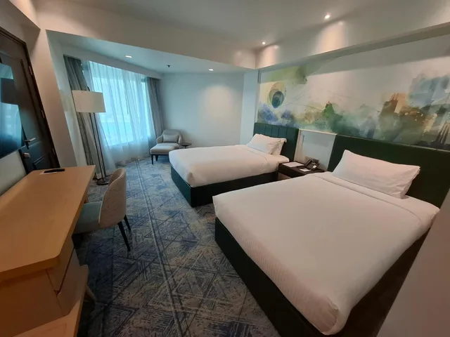غرفة بريميوم ديلوكس بسريرين مزدوجين، The Heritage Hotel Manila 7/9