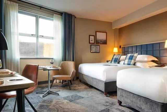 غرفة ديلوكس مفردة بسرير مزدوج، Harbour Hotel 2/3