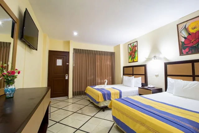 غرفة قياسية بسريرين مزدوجين، Hotel Ambassador Merida 5/10