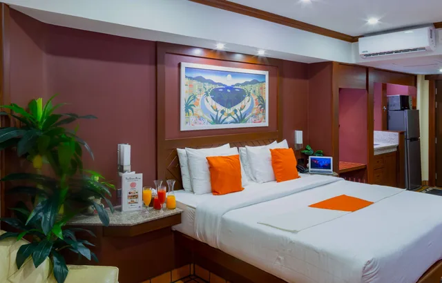 غرفة ديلوكس بسرير كوين وسرير فردي، Pacific Club Resort 3/10