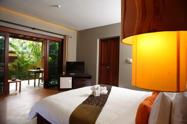 غرفة ديلوكس بحوض جاكوزي بحوض استحمام، Chongfah Beach Resort Khao Lak 1/2