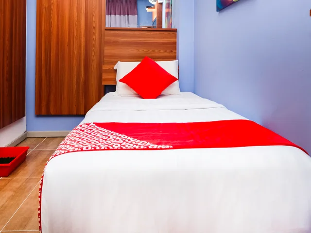 جناح سوبيريور بسرير فردي، Oyo 768 Fajar Baru Boutique Hotel 3/4