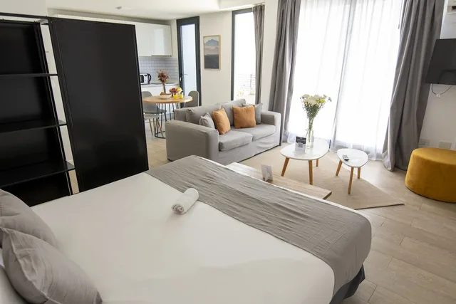 Design, Apartment, Queen Bed, Sofa، Babel Alto 5/7
