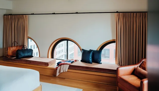 Suite, King Bed, Attic، Shinola Hotel 1/1