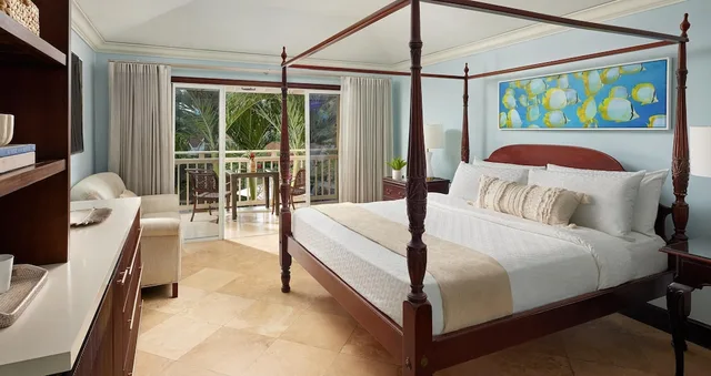 1 Bedroom, Caribbean, Grand, Luxury, King Bed, Garden View, Pool Side، Sandals Grande Antigua 3/6
