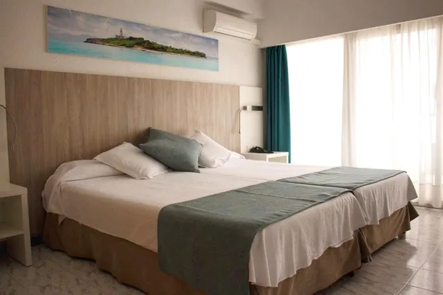 Standard, Single, Twin Beds, Hotel Amic Gala 2/3