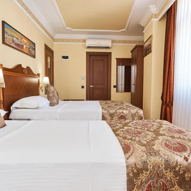 غرفة ثلاثية، Best Western Empire Palace 4/10