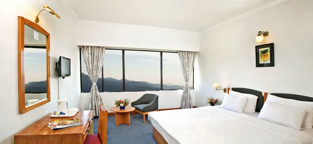 Privilege, Suite, Single Bed, Balcony, Sterling Kodai Valley 5/10